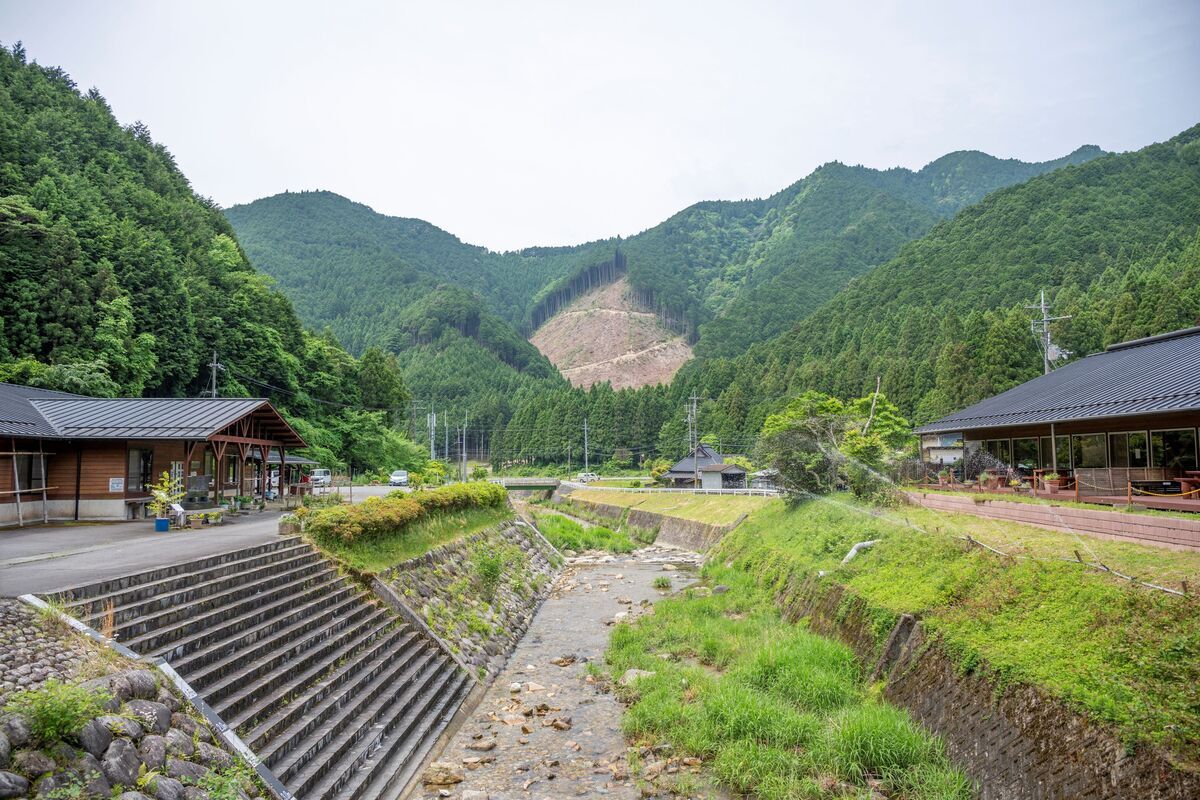 なんでもできる最高な道の駅　杉原紙の里・多可