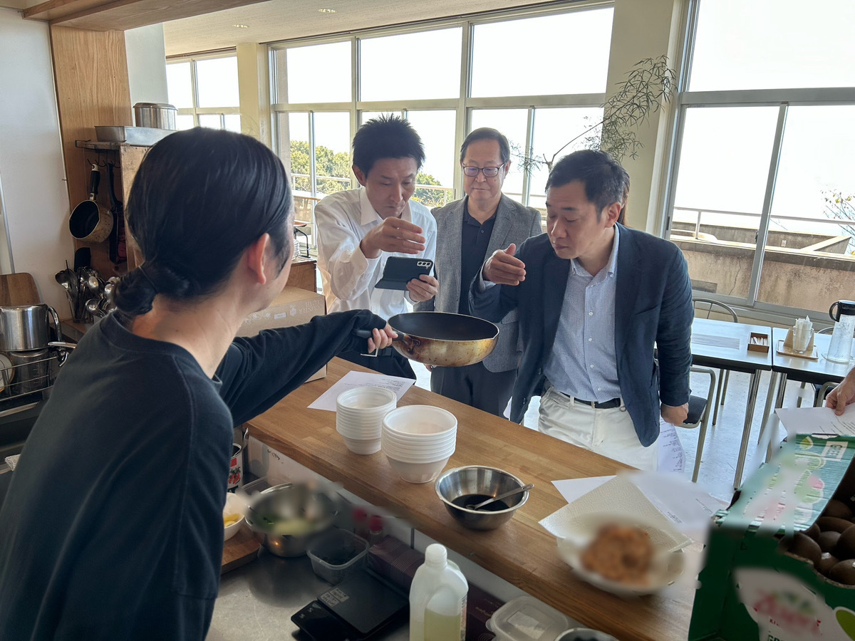 開発レシピ試食会を行いました！